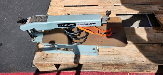 Delta 15" Scrollsaw