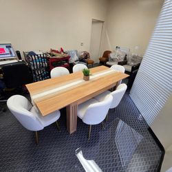 Light Wood Dining Table with 6 White Upholstered Chairs