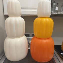 Stackable Pumpkins 