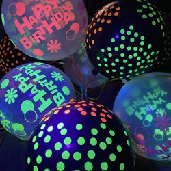 Neon Balloons 🎈  Glow In The Dark 