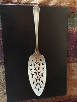 Antique Cake Cutter