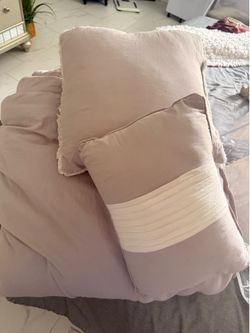 King-size bedspread