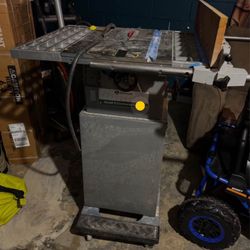Model 9 Rockwell Contractor Saw