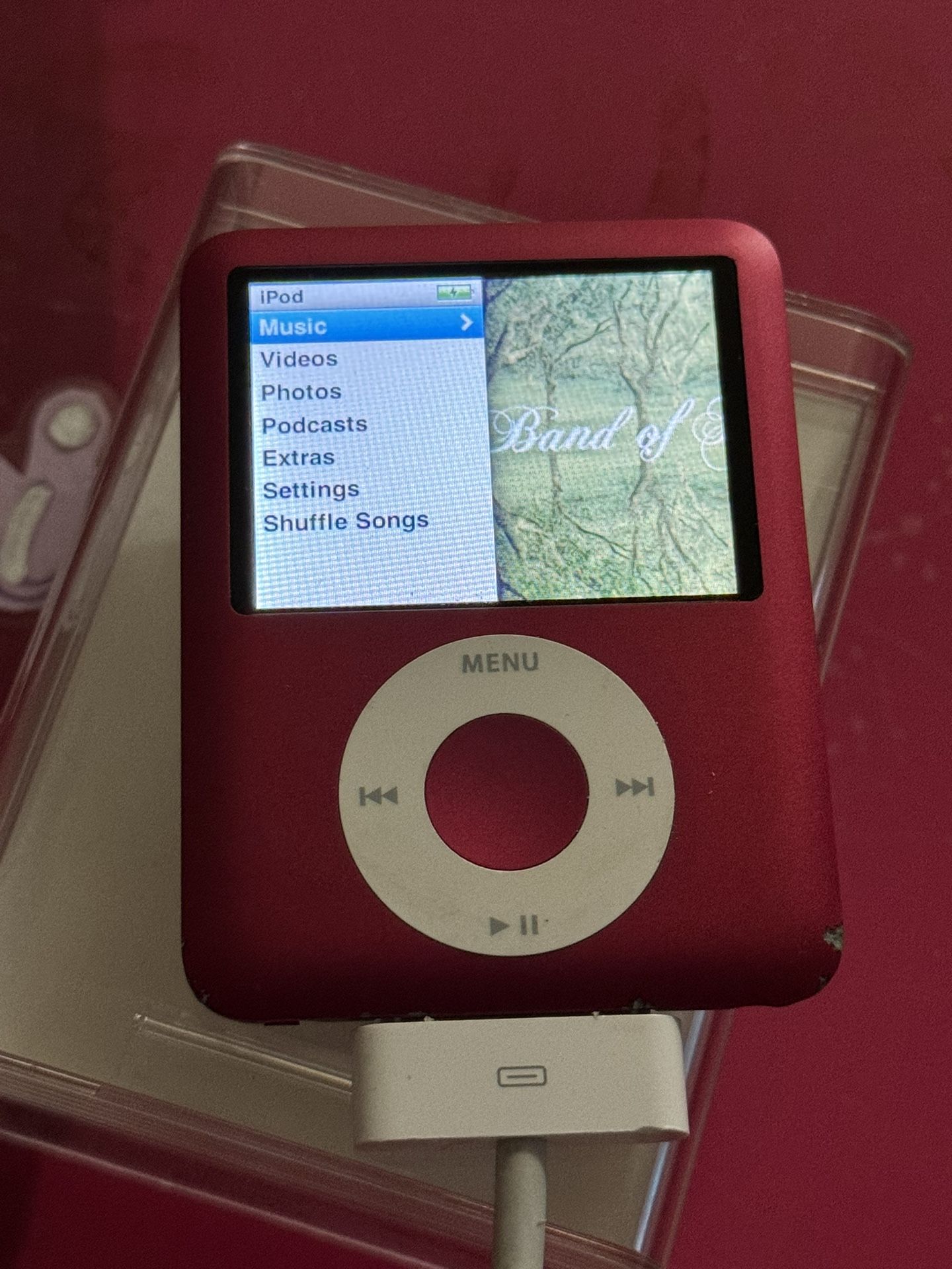 Apple  iPod  nano 第3世代<8GB>  product RED Pre-Owned Apple iPod Nano 3rd Gen 8GB Red, MP3 Player