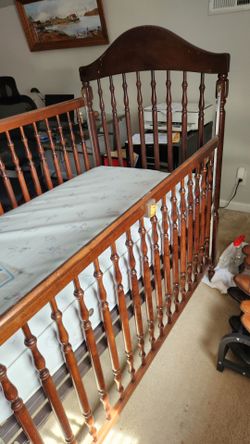 Baby crib