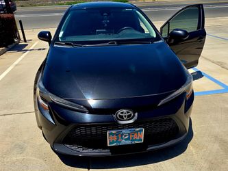 2020 Toyota Corolla LE Clean Low miles