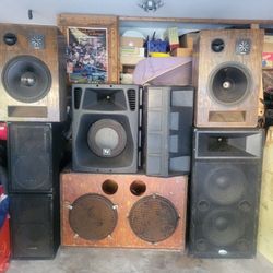 Professional DJ /Party. Speakers 3 sets plus 1 1000 watt 18 inch block party speaker