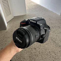 D5600 Nikon Camera 
