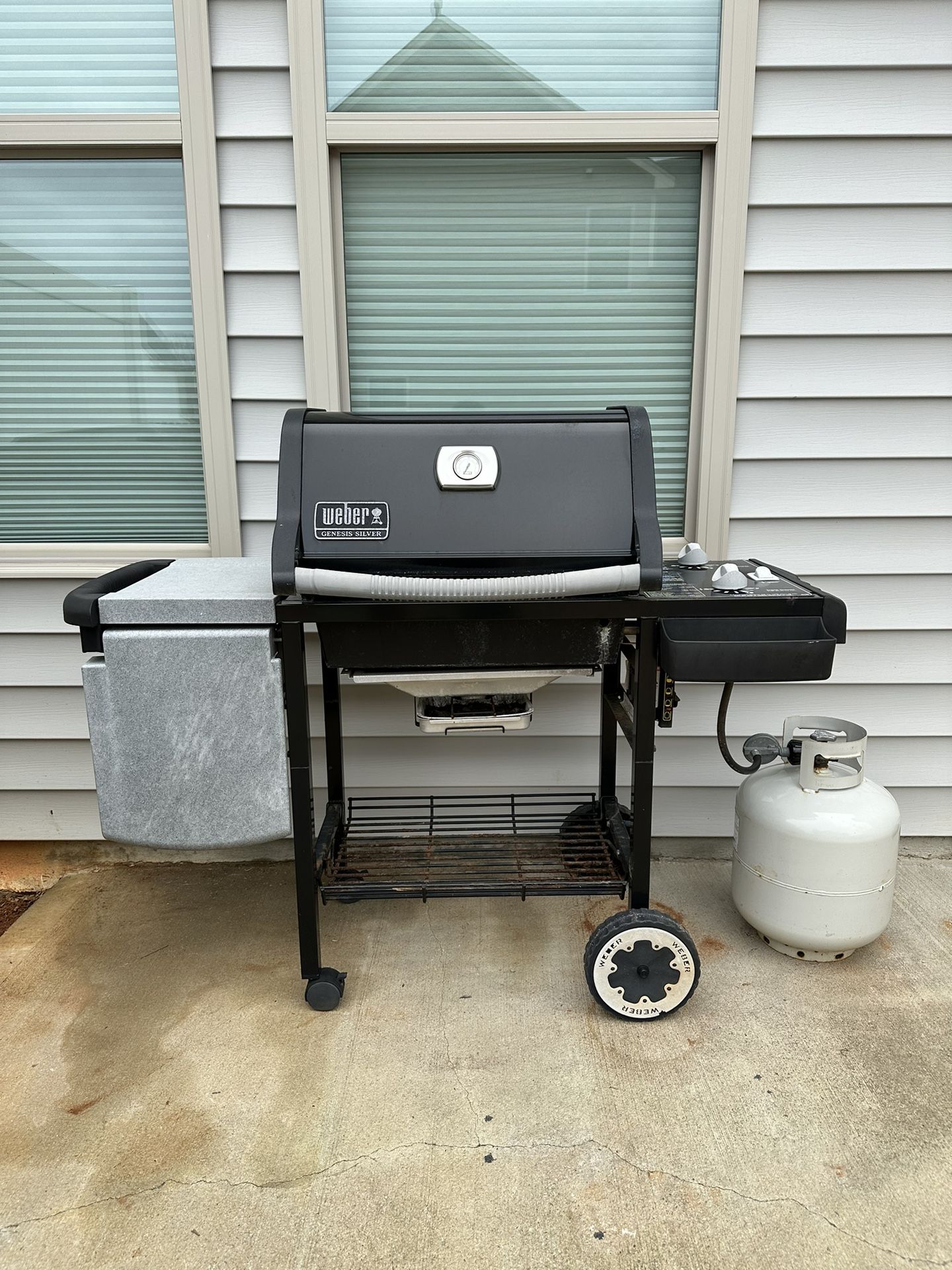 Weber Genesis Silver Propane Grill