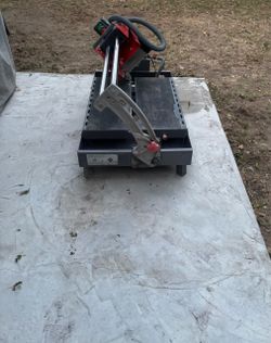 Tile saw