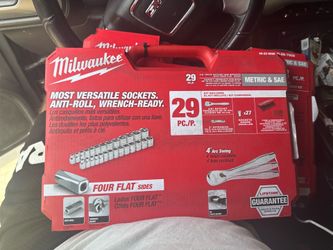 Milwaukee socket set