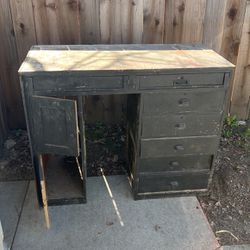 Old Work Bench