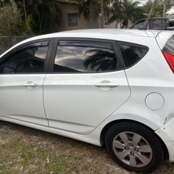 Vendo Este Carro
