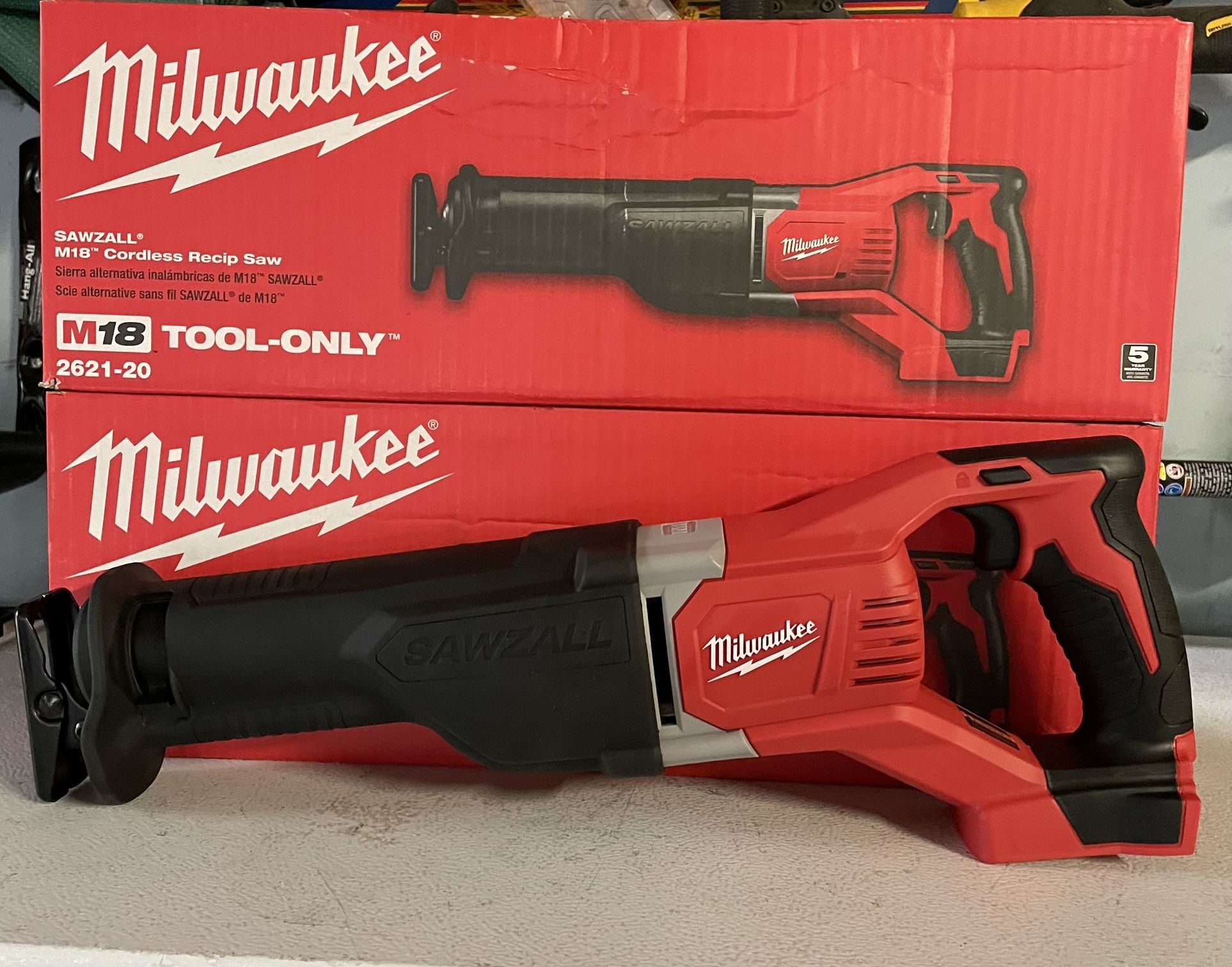 $85M18 18V Lithium-Ion Cordless SAWZALL Reciprocating Saw (Tool-Only) New In Box Never Been Used