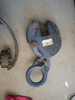 Clamp for lifting