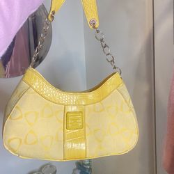 yellow purse 