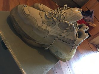 BALENCIAGA triple S