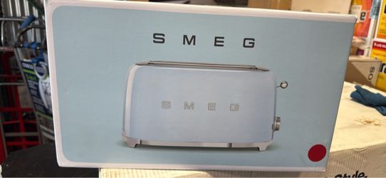 SMEG 50’s Style 2-slice Toaster