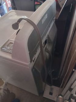 Whirlpool Electric Dryer – Works Great – $400 OBO