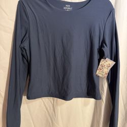 BNWT Women’s Long Sleeve Top, Juniors Size XL, Cropped, Pink Republic
