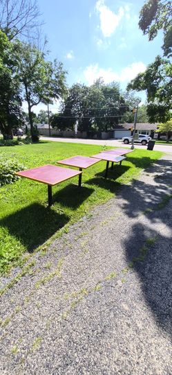 5 restaurant tables