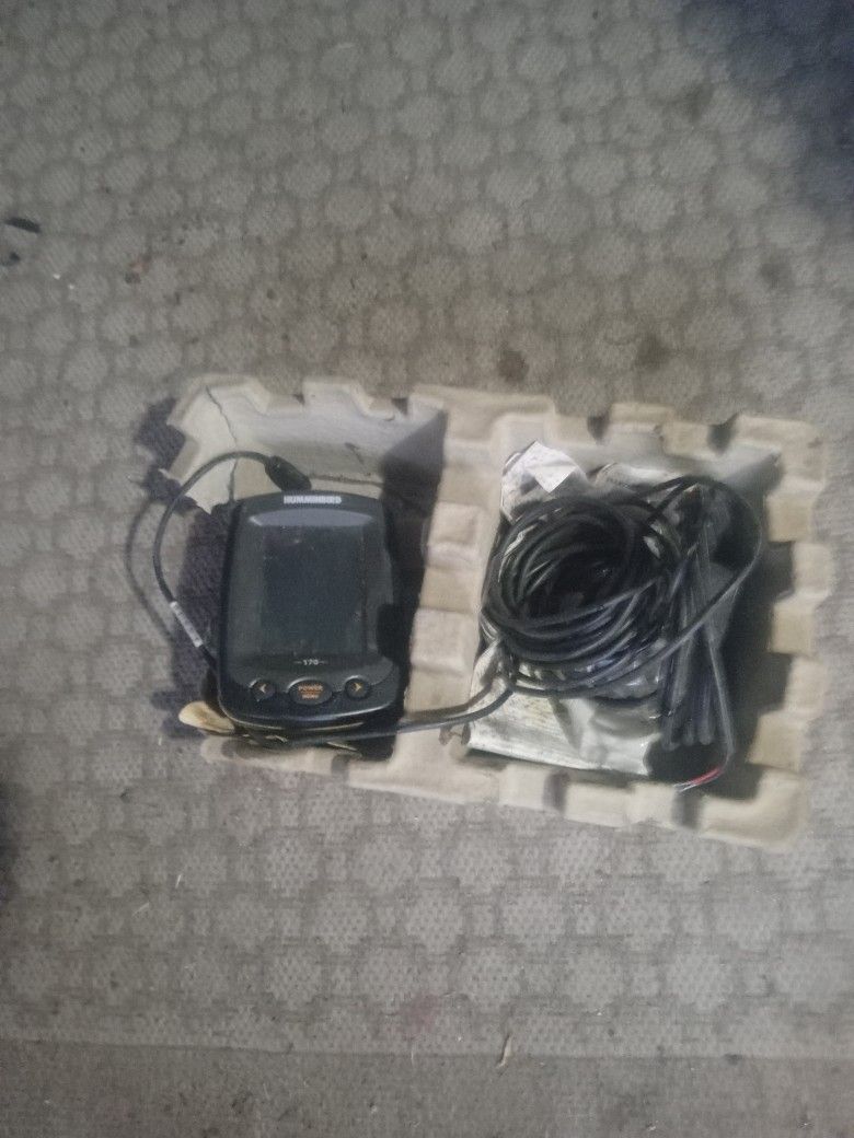Fish / Depth Finder