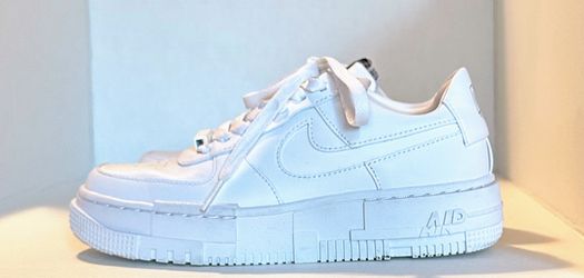 Nike Air force 1 pixel  Women’s Size 6
