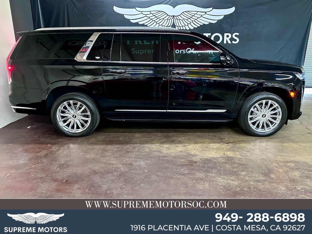 2023 Cadillac Escalade ESV