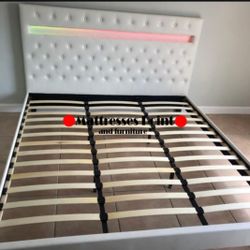 Bedframe Queen Size Modern Led Lights 🎅🎄OFFER TIME LIMITED 🎁