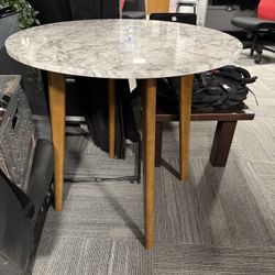 30” Diameter Dining/Task Table