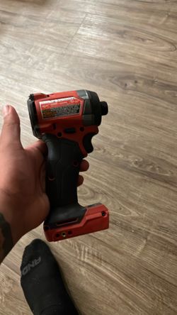 Milwaukee 1/4 hex drill