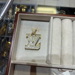 Gold Pentant 