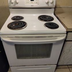 Everything Works Excellent Kenmore Coil Top For Sale In Pine Hills