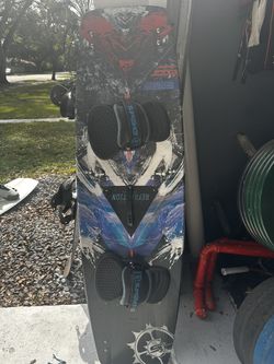 Slingshot Refraction Kiteboard