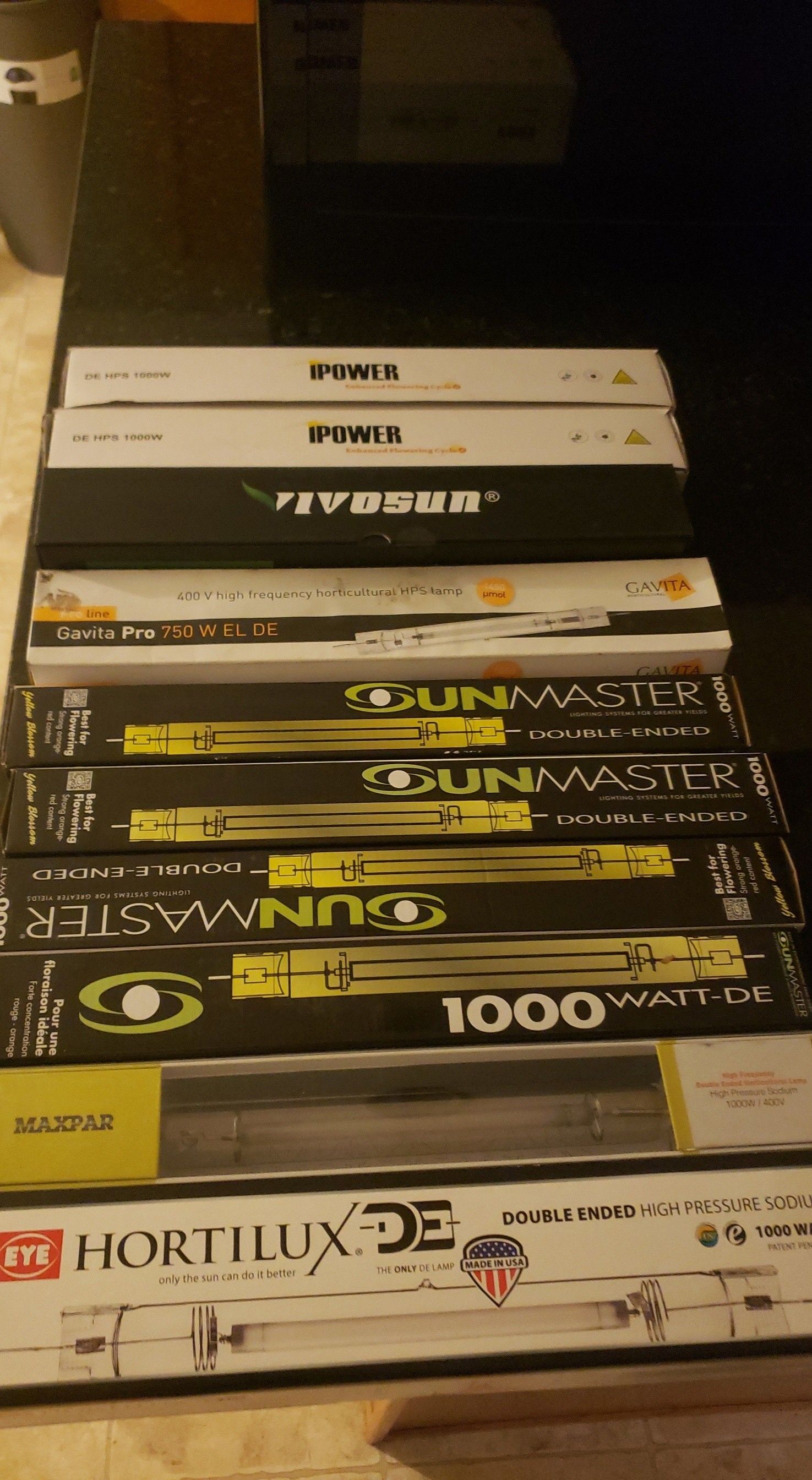 Brand new 1000w de bulbs many brands