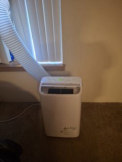 PORTABLE AC UNIT FOR SALE