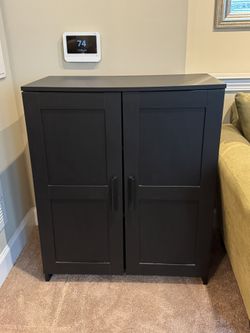 Small Dresser/Cabinet