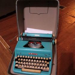 Vintage Typewriter 