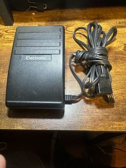 Electronic Sewing Machine Foot Pedal Controller