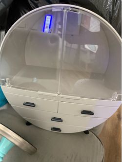 Makeup storage organizer box ( with lights)