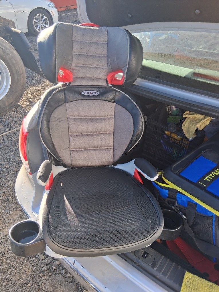 Graco booster seat $10