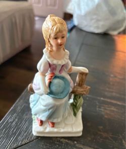 Figurine
