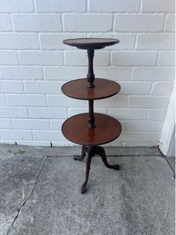 Antique English Claw Foot Mahogany / Tea Table Dumb Waiter with Three Tiers