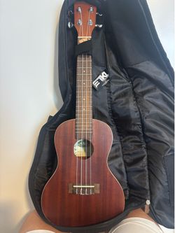 Kala brand ukulele & TKL Ukulele bag