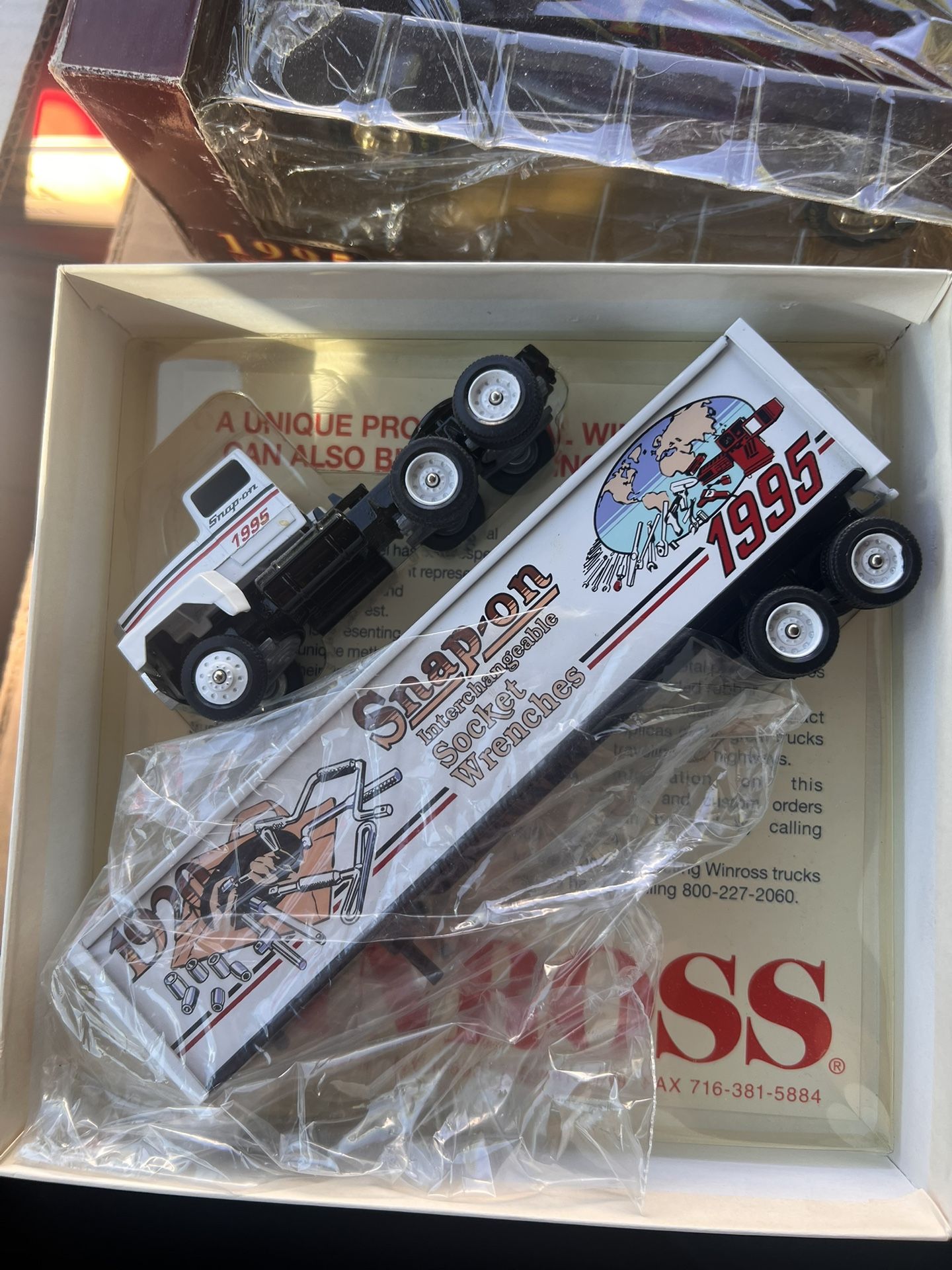 Snap On Wincross Truck Trailer Set