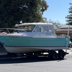 Bayliner  83