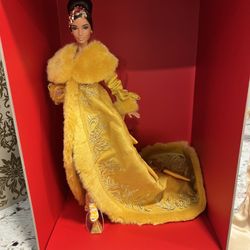 Brand New Barbie Signature Guo Pei Barbie Doll Wearing Golden Yellow Gown 