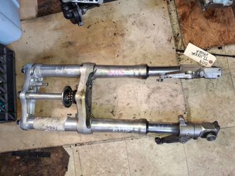 Suzuki TL1000R TL1000 Forks Front End Suspension Upper Lower Triple Tree