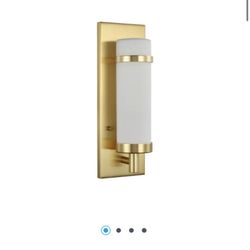 New set of 2, 14” wall mounted light fixtures