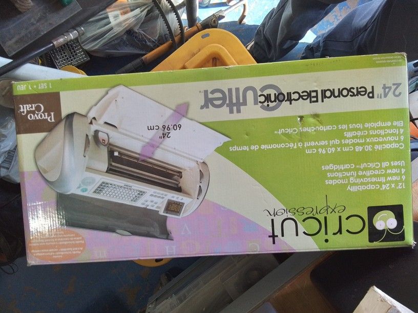 Cricut Vinyl Cutter